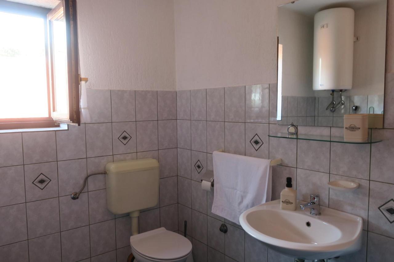 Mesic Apartment Сень Экстерьер фото