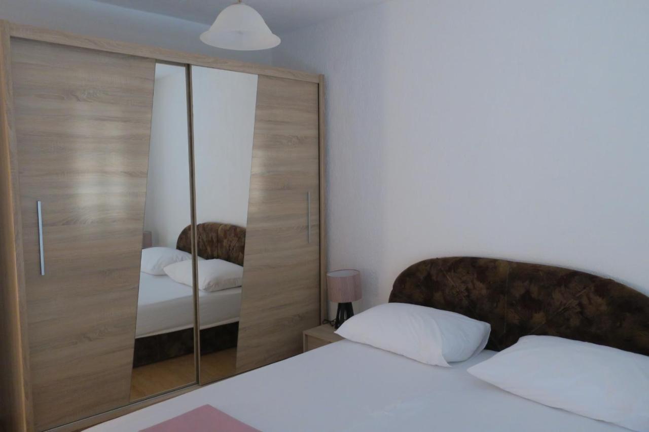Mesic Apartment Сень Экстерьер фото