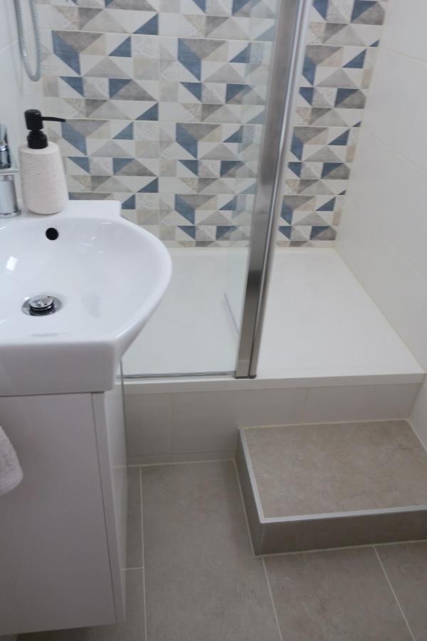 Mesic Apartment Сень Экстерьер фото